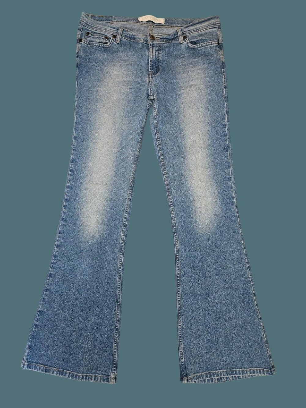 Express Precision Fit Cetine Extreme Bikini Flare Low Rise Jeans Women 12/ 33"L